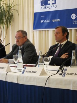 Presidente De Fira De Barcelona Y Freixenet, Josep Ll. Bonet, Y Sandro Rossell