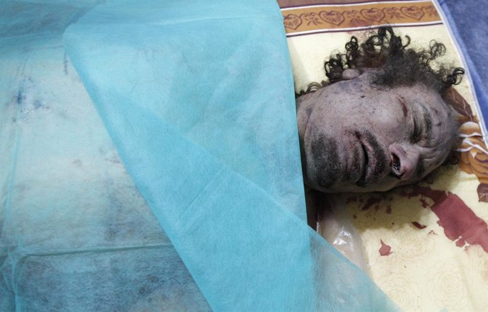 Cuerpo Muerto De Muamar Gadafi