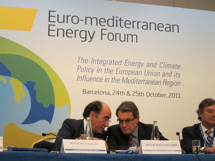 I.S. Galán (Foro Español De Energía E Iberdrola) Y A. Mas (Pte. Generalitat)