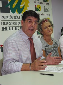 El Coordinador General De IULV-CA, Diego Valderas, En Rueda De Prensa.