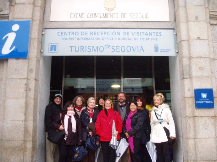 Agentes Extranjeros En Su Visita A Segovia