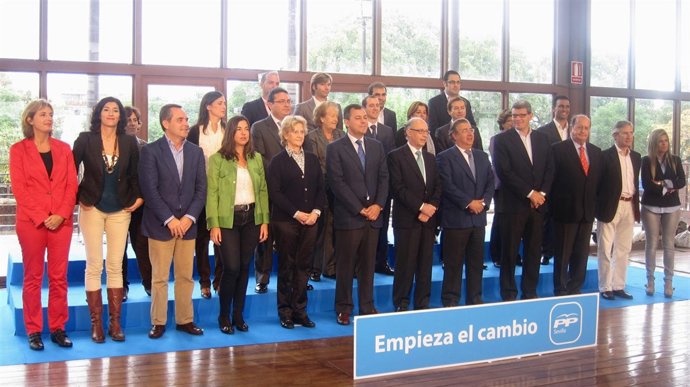 Presentación De La Lista Del PP Del Sevilla