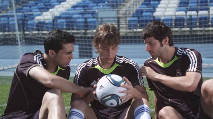 Arbeloa, Canales Y Granero Con El Balón