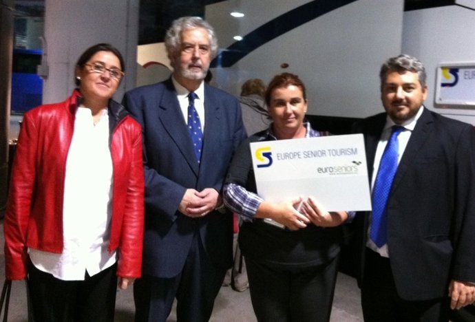 Comienzan A Llegar A España Los Turistas Senior Europeos De La Temporada