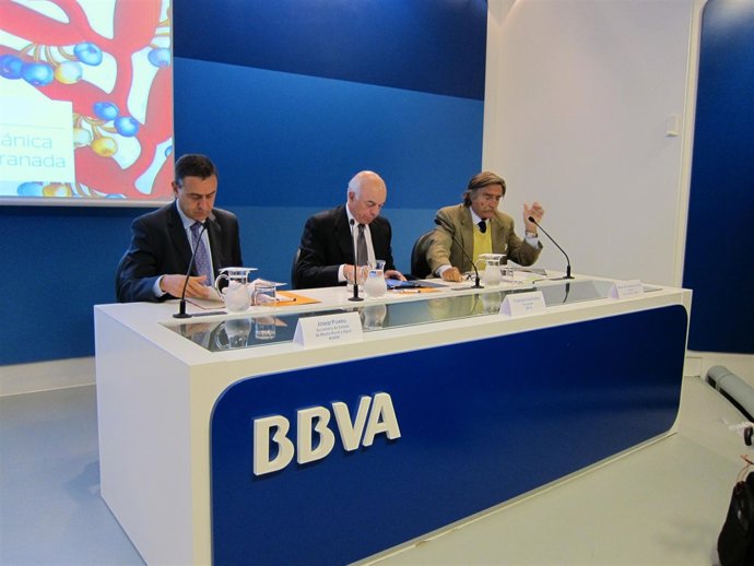 Francisco González, Miguel De La Quadra-Salcedo Y Josep Puxeu