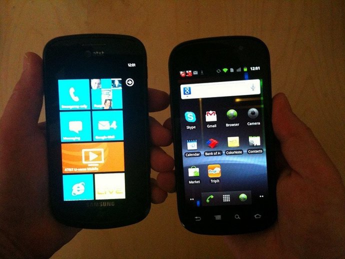 Smartphones Con Windows Phone Y Con Android Por Cambodia4kidsorg CC Flickr