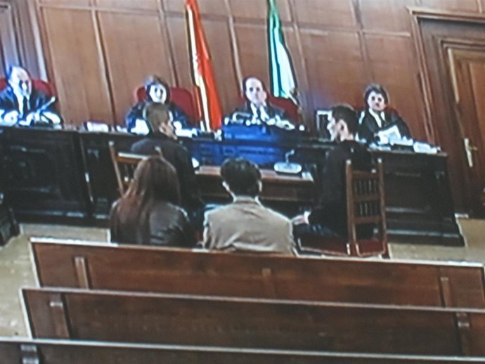 Careo Entre Miguel Carcaño Y Samuel Benítez