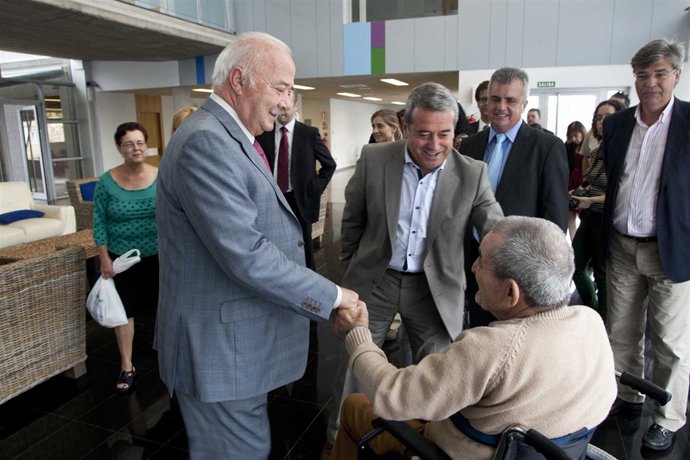 NOTA DE PRENSA Y FOTOS: Visita Compeljo Hospitalario Y Sociosanitario Del Norte