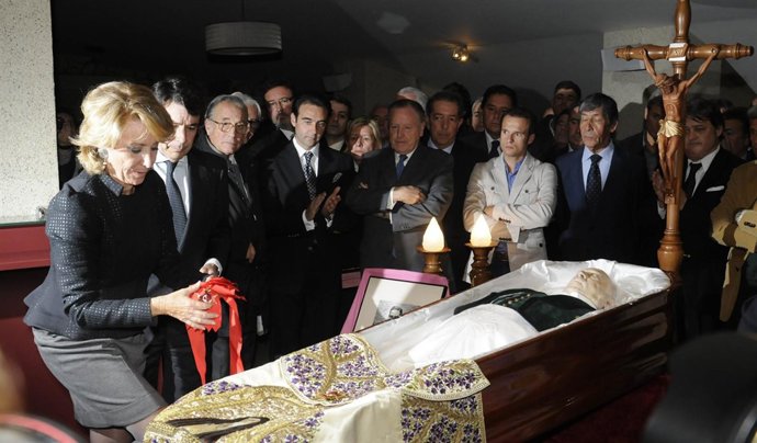 Aguirre En El Velatorio De 'Antoñete'