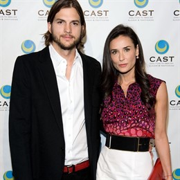 Ashton Kutcher Y Demi Moore 