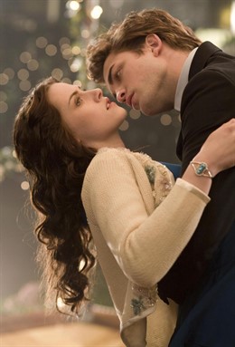 Robert Pattinson y Kristen Stewart en Crepúsculo