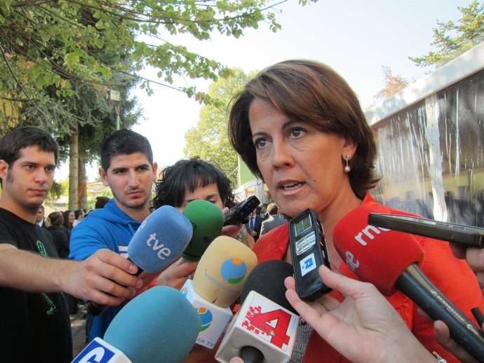 La Presidenta Del Gobierno De Navarra, Yolanda Barcina.