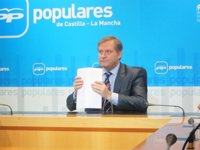 PP contesta a PSOE que las subvenciones para educación para adultos las debería haber convocado Barreda en marzo y abril