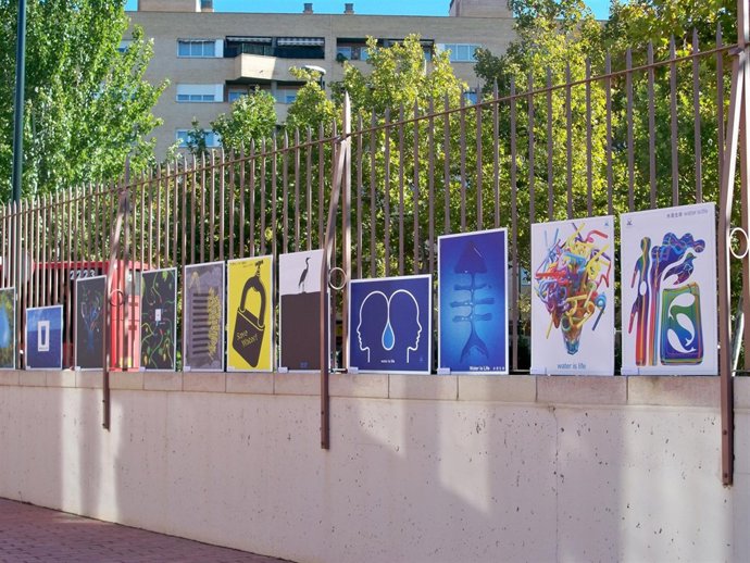 Carteles Expuestos En La Casa Solans 