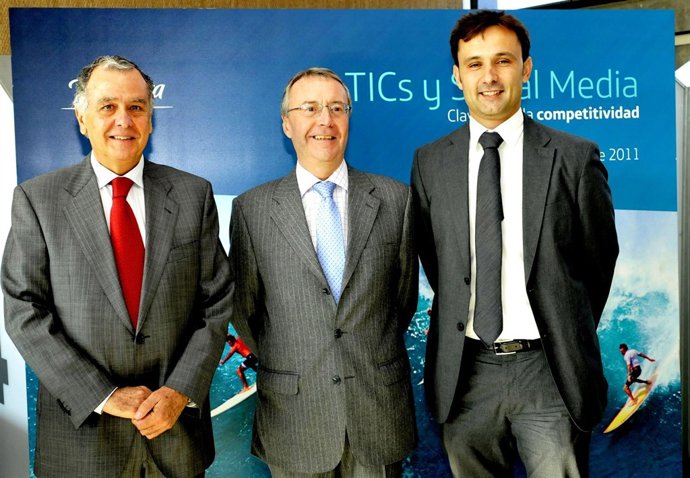 25-10-11 Diego Valle Inauguración Jornadas Telefonica Camara De Comercio Detoled