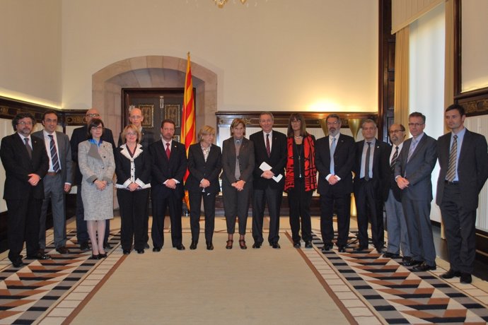 El Parlament Firma Un Convenio Con Las Universidades Catalanas