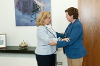 Cartagena seguirá apoyando a las víctimas del terrorismo