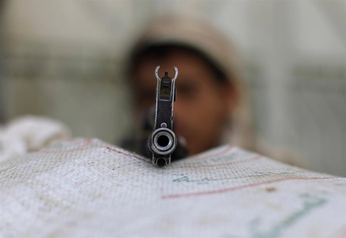 Soldado Desertor Del Ejército De Yemen