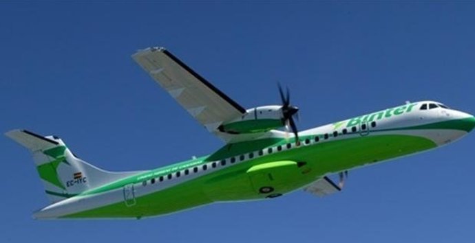 Avión De Binter Canarias