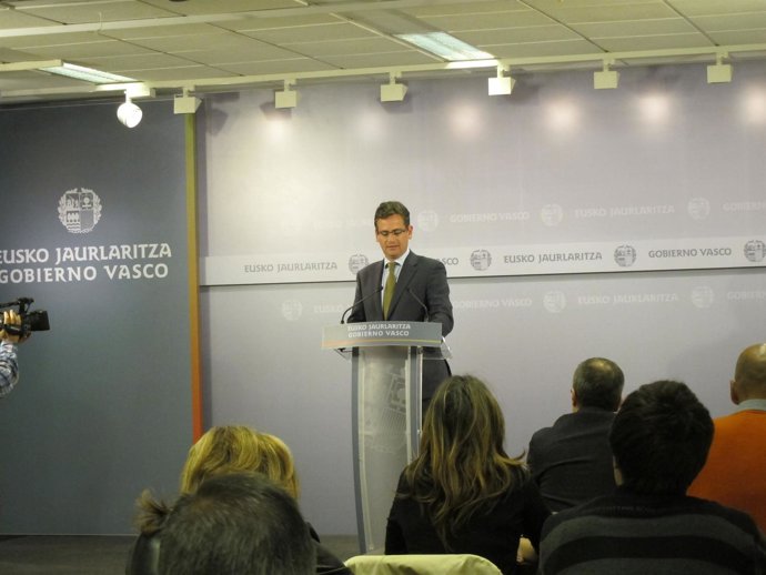 Comparecencia Del Presidente Del PP Vasco, Antonio Basagoiti