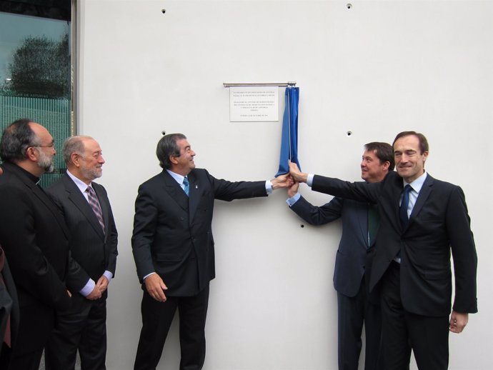 Inauguración Del Servicio De Radioterapia Del Imoma