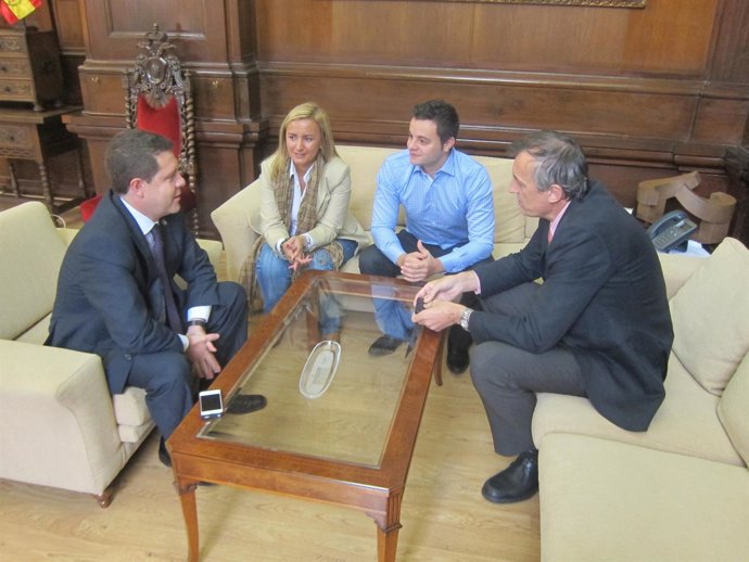 PAGE Y GUIJARRO SE REUNEN CON DECATHLON