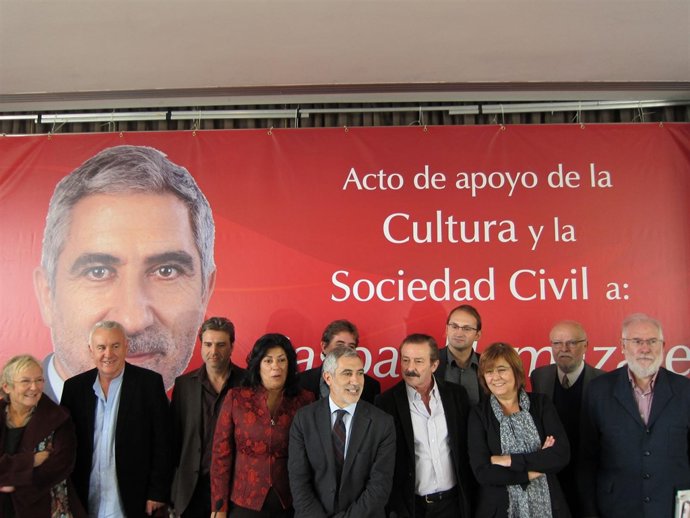 Gaspar Llamazares, Cayo Lara, Almudena Grandes.