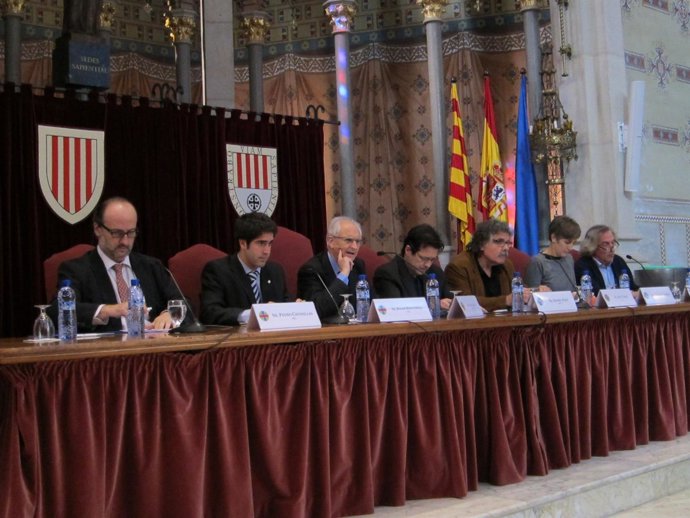 Debate Sobre Eduación En La UAO