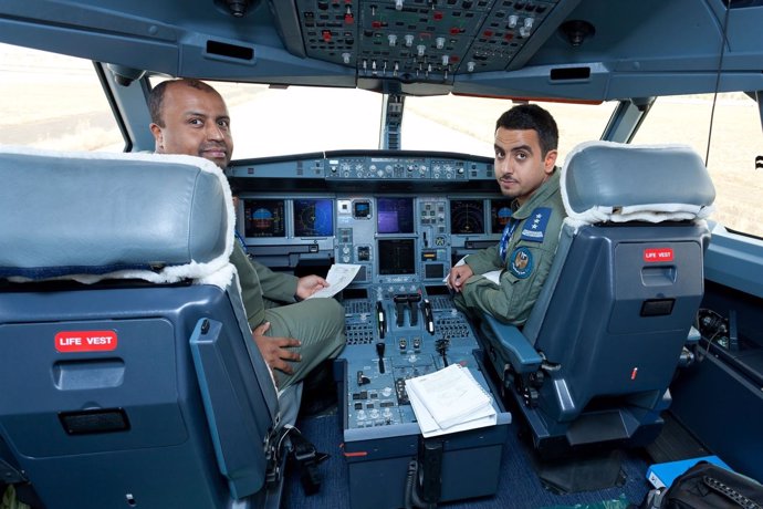 Militares Saudíes Reciben Entrenamiento En Un A330 MRTT De Airbus Military