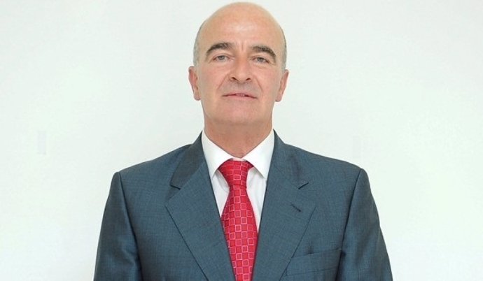 Luis Carlos Albalá. 