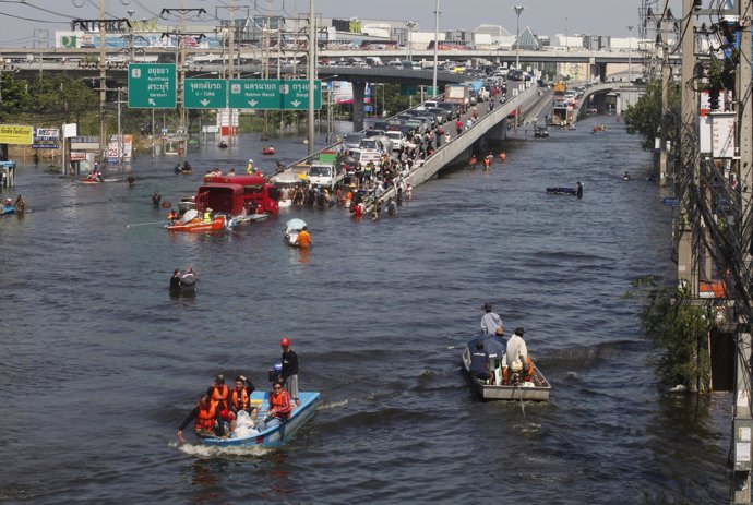 Inundaciones En Tailandia
