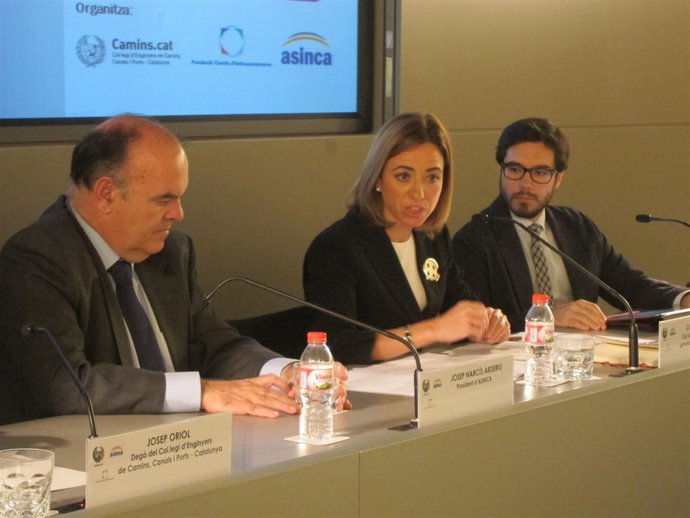 Carme Chacón (PSC), En Una Conferencia