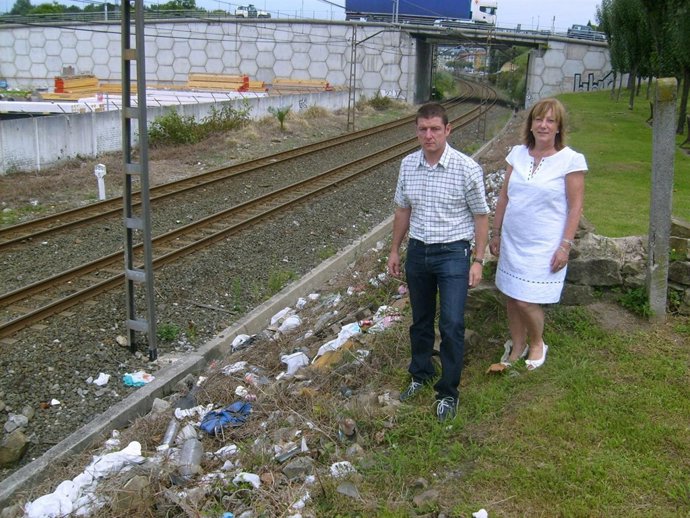 Vertedero Ilegal En La Inmobiliaria