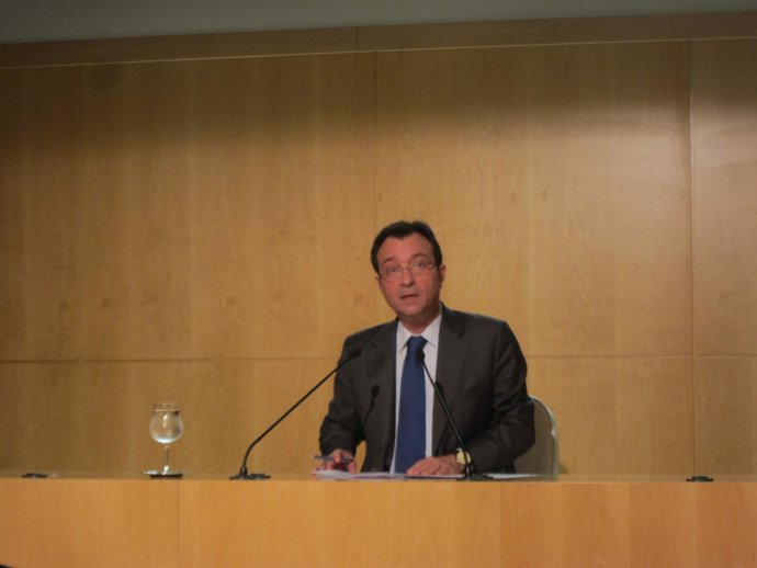 Manuel Cobo En Rueda De Prensa Posterior A La Junta De Gobierno