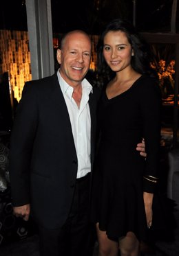 El Actor Bruce Willis Y Su Mujer Emma Heming