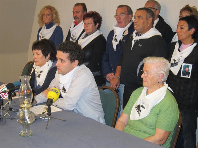 Rueda De Prensa De Etxerat