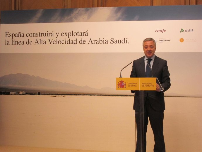 Blanco Anuncia La Adjudicación Del AVE A La Mecaa
