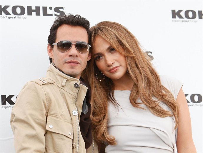 Jennifer Lopez Y Marc Anthony, Acaramelados 