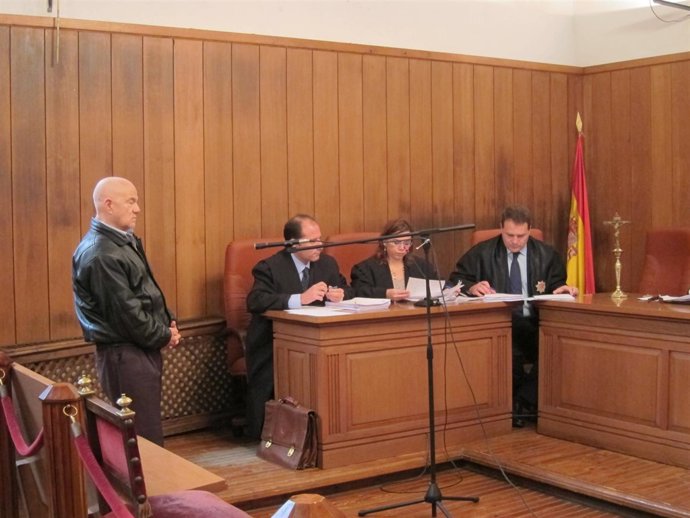 JUICIO CONTRA ACUSADO DE ATROPELLAR MORTALMENTE A SU EXMUJER