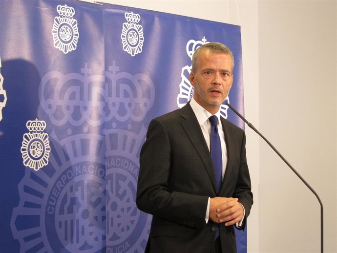 Antonio Camacho, Ministro Del Interior