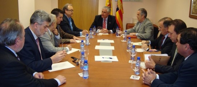 Reunión De Los Presidentes Con El Consejero 