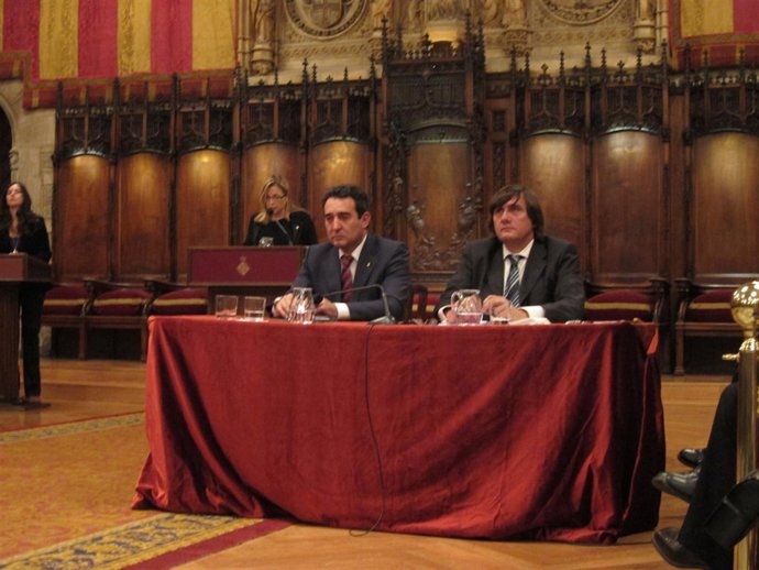 La Vicepresidenta J.Ortega, M.Bustos Y Adolfo Moreno (Consell Governs Locals)