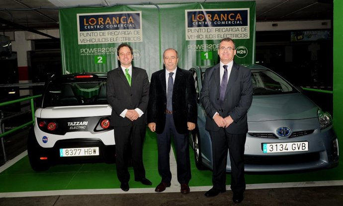 Puntos De Recarga Gratuitos Para Vehículos Eléctricos