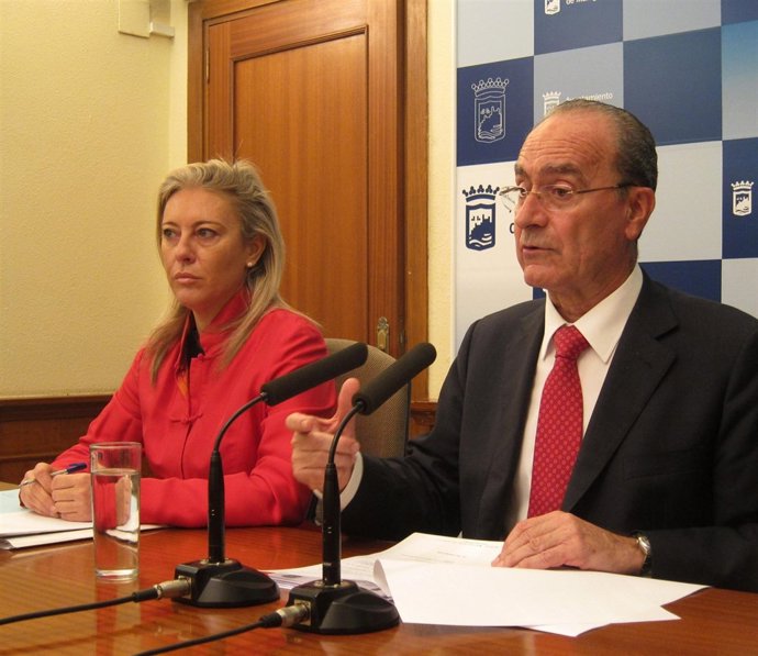 Carolina España Y Francisco De La Torre, Concejala Y Alcalde De Málaga