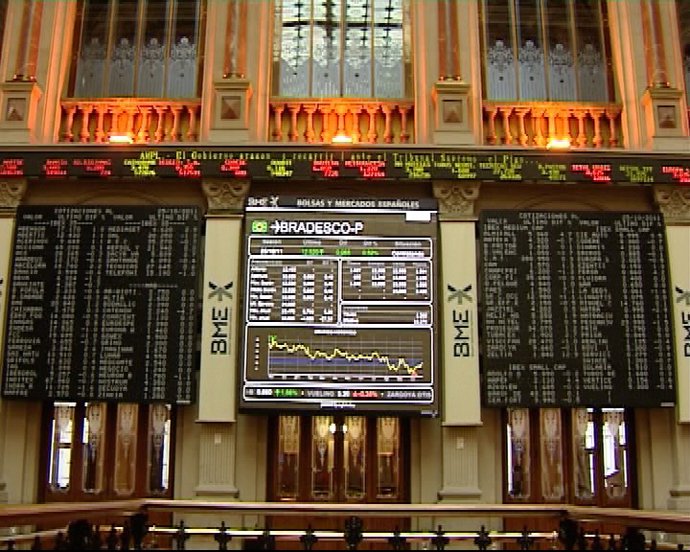 El Ibex cae a media sesión