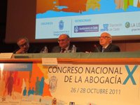 El Consejo de la Abogacía Española afirma que las palabras de Peces-Barba "no debieron producirse"