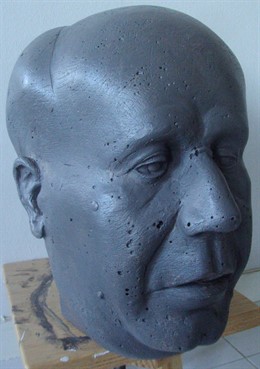 Busto De Manuel Azaña, Del Escultor Evaristo Bellotti