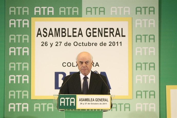 El Presidente De BBVA, Francisco González