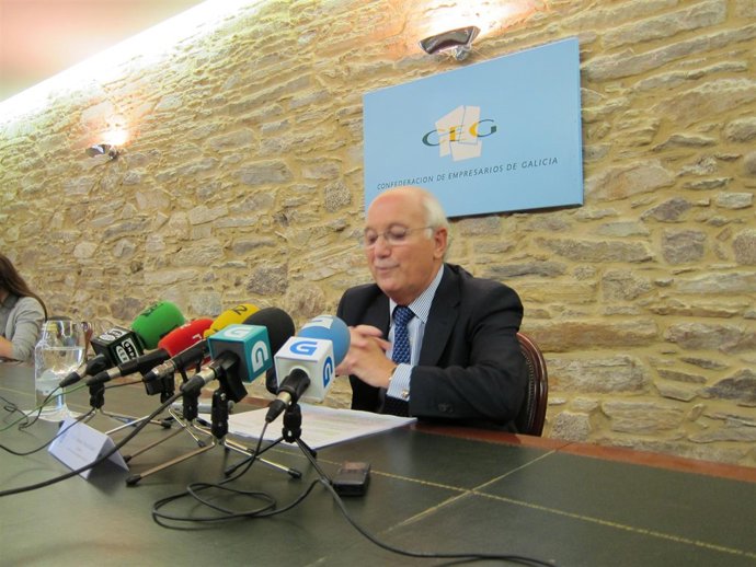 El Presidente De La Patronal Gallega, Antonio Fontenla.