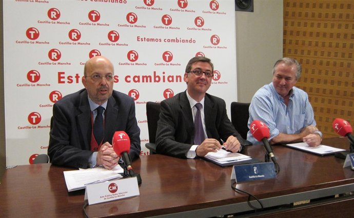 Villa, Marín Y Vaughan